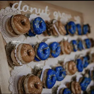 Donut wall