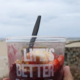 Acai bowl tastes better by the beach