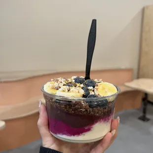 I got acai, pitaya and coconut as my bases