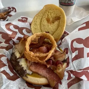 Burger that I can&apos;t remember the name of