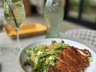 Summer House on Music Lane