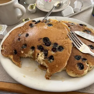Fluffy blueberry pancakes