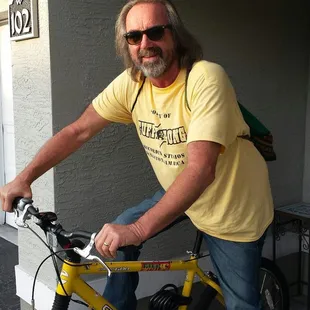 I feel great and have been more active since getting my vitamins at Better Health. The staff there are great.