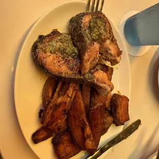 Salmon steak and frites