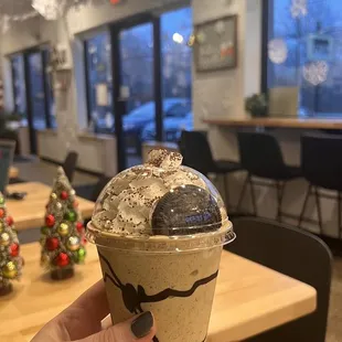 EspressOreo shake