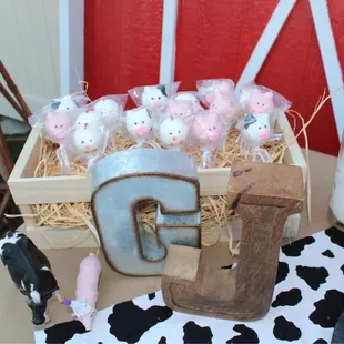 Cow, pig, and chicken cake pops