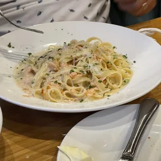 Fettuccine Smoked Salmon