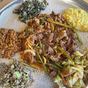 Awaze Chikina Tibs &amp; Veggie Combo