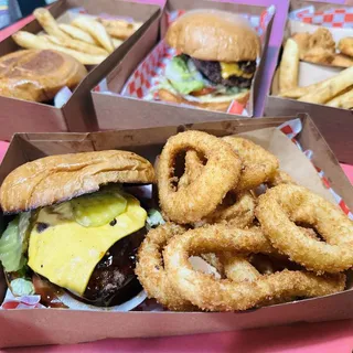 3.Betty's Deluxe with Cheese