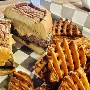 Bacon Habanero Jam Burger