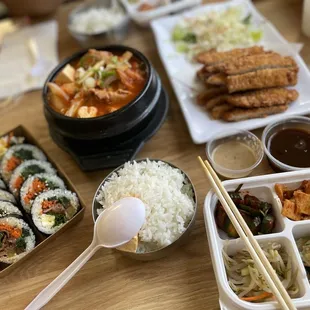 Kimchi Jjigae