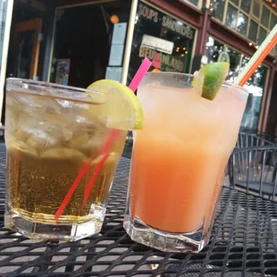 $3 wells for happy hour oh yeah and $4 pints