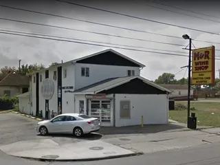 M & R Wine Shop