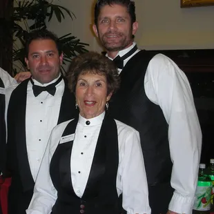 Beverlee's Bartending & Staffing Services