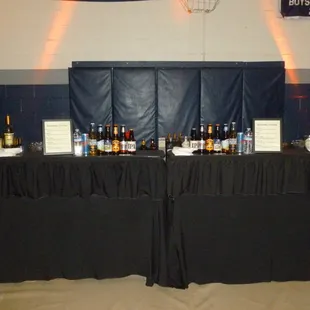 Bar setup by Beverlee&apos;s