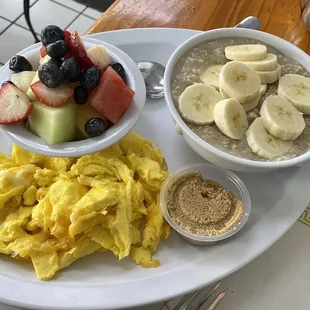 This is the Gordon special. Absolutely adorable interior, good energy and p