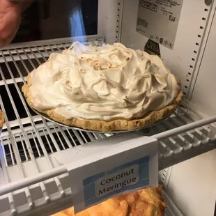 Coconut Meringue