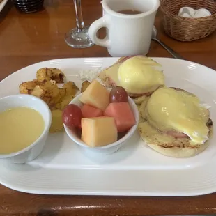 Eggs Benedict