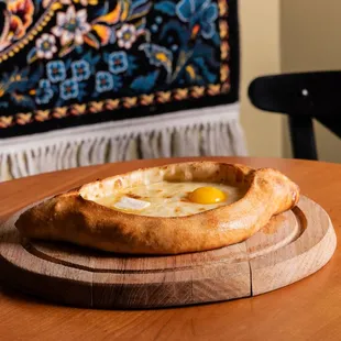 Khachapuri Adjaruli