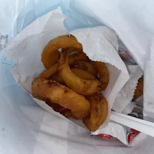 Crispy and delicious onion rings - made to order kids!  No damn heat lamps @ Bevs!