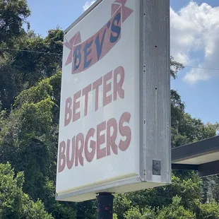 Fresh made to order old fashioned hamburgers.