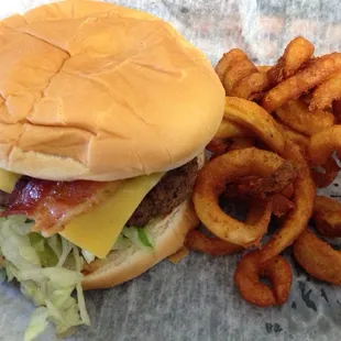Onion ring burg