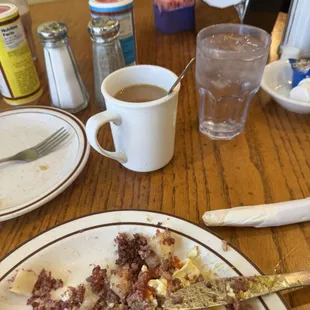 Corned beef hash and coffee