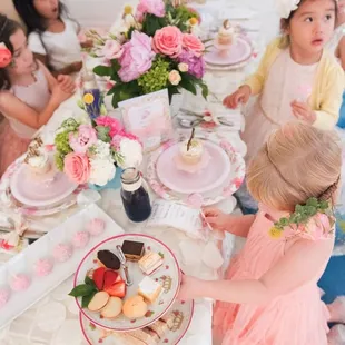 Lavinsh kids parties