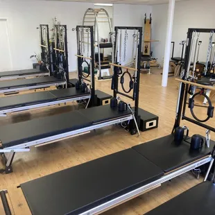 STOTT V2Maxx Reformer with a tower attachment