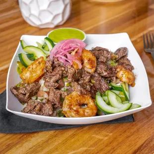 Surf N Turf Border Bowl