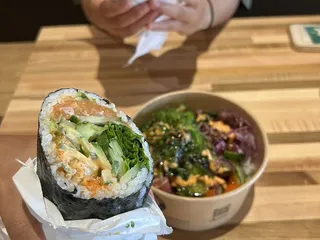 IJ SUSHI BURRITO