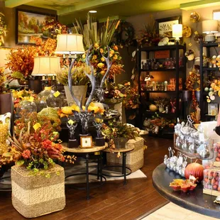 Fall and Halloween Showroom, 2023