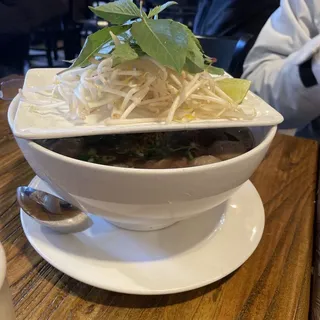 Pho E-Lao Soup