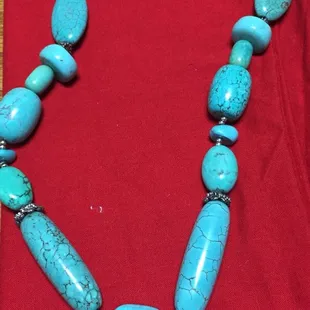 Neck piece in turquoise