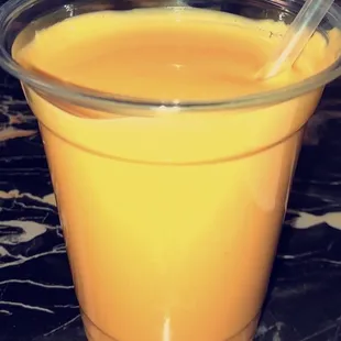 Mango lassi