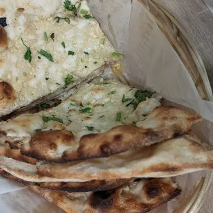Garlic naan