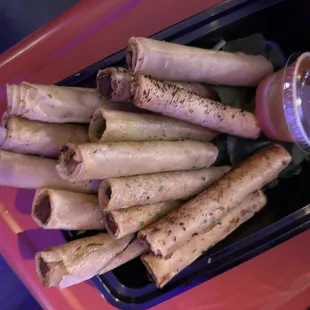 Egg rolls! Lumpiang Shanghai
