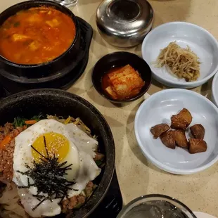 Bibimbab and sun du bu chige, with the banchan