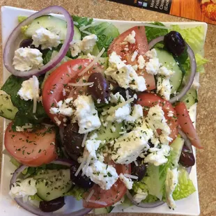 Garden salad with ALL the fixins!!