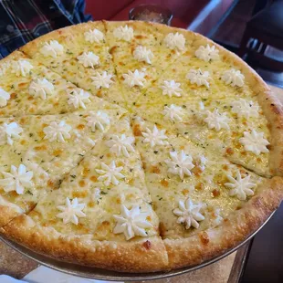 Delicious white pizza