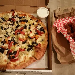 Chicken Artichoke Pizza