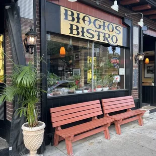 Dinner at Biagio&apos;s in Clifton.