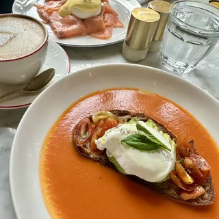 Salmon Eggs Benedict