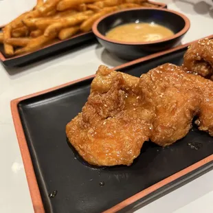 6 Piece Boneless wings (Honey garlic)