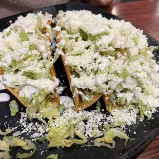 Trio tacos crunchy