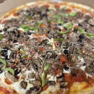 XL Classic Combo Pizza