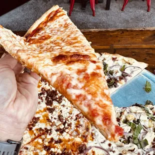 Slice held up well--nice crispy thin crust