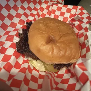 Single smash burger