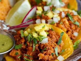 El Halal Amigos