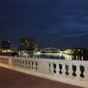Night view from near Broad Street